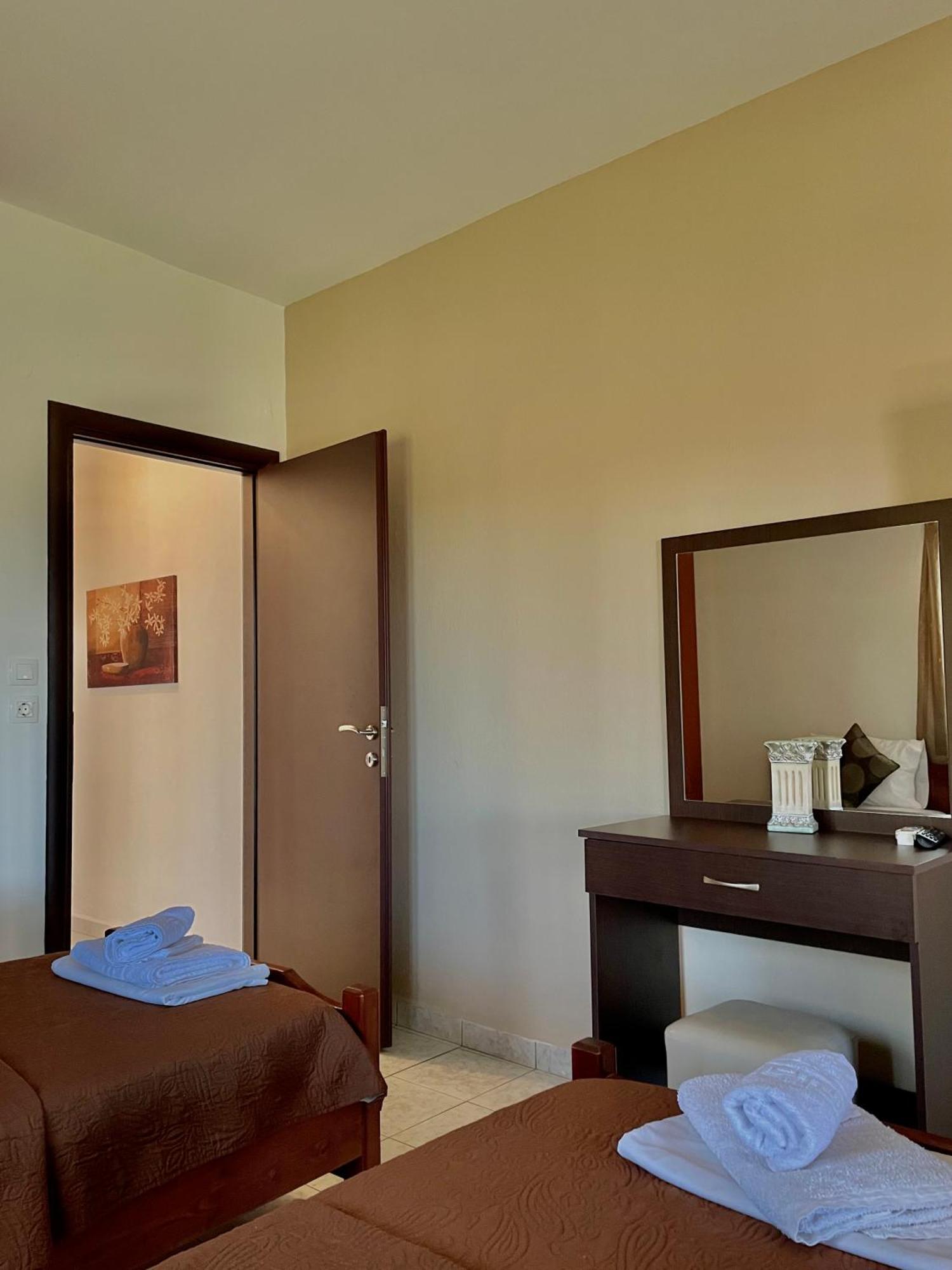 Anna Dani Apartments Vourvourou Exterior foto