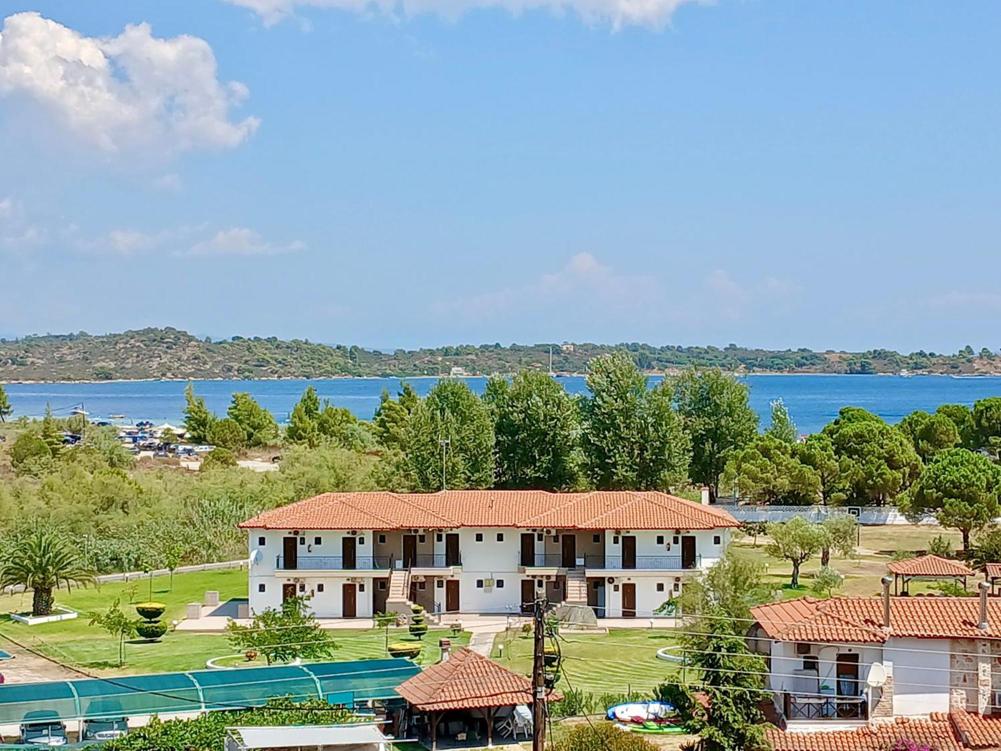 Anna Dani Apartments Vourvourou Exterior foto