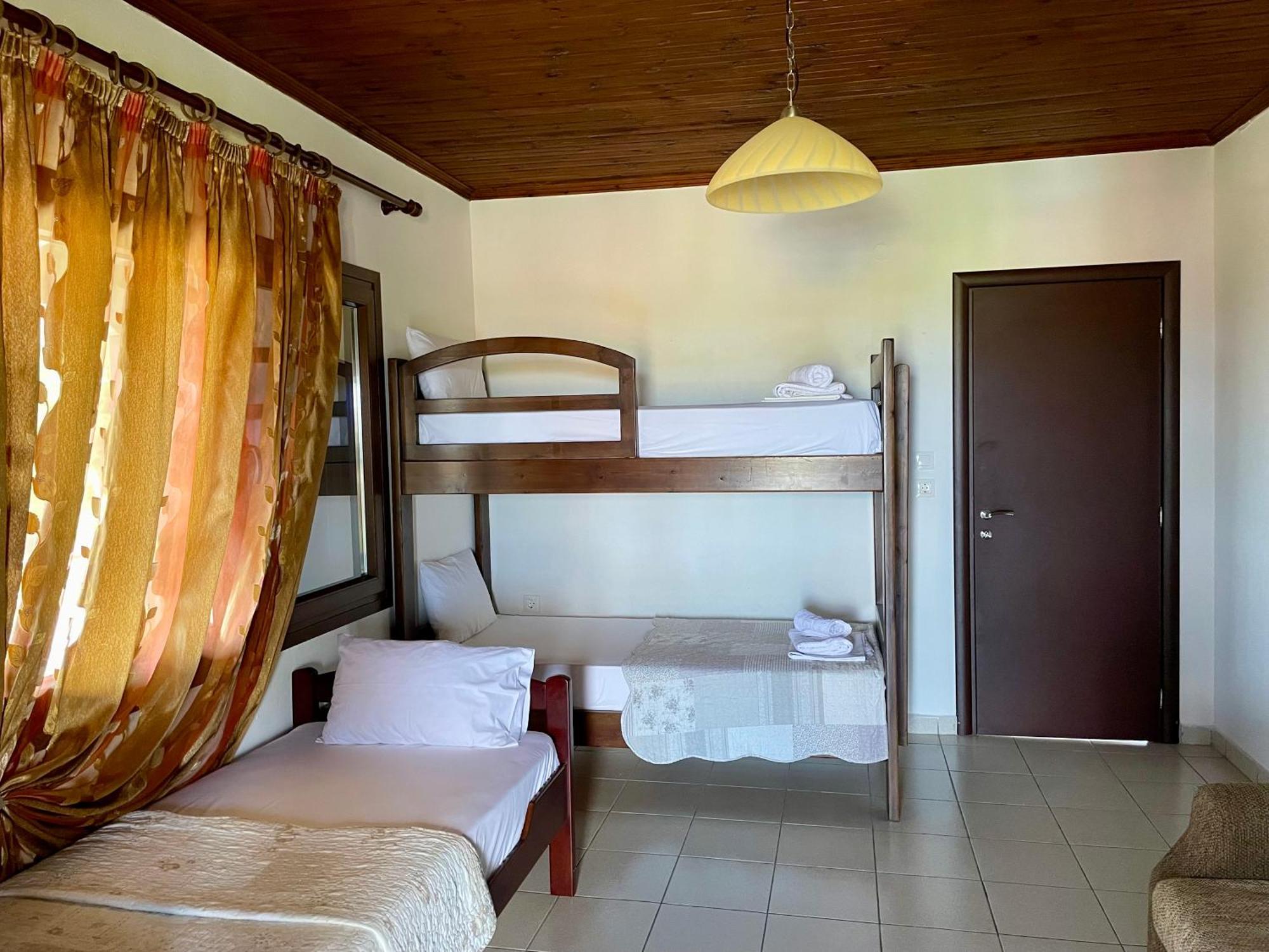 Anna Dani Apartments Vourvourou Exterior foto