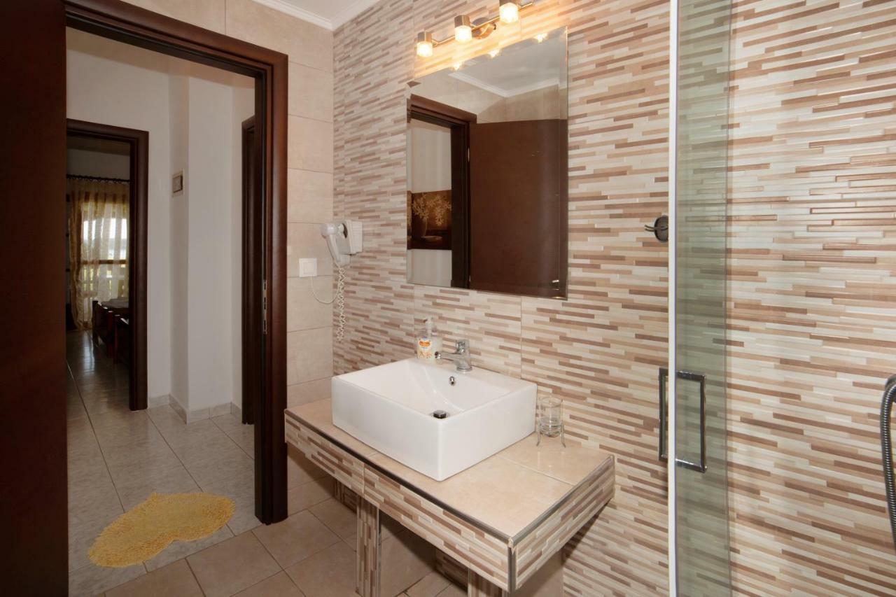 Anna Dani Apartments Vourvourou Exterior foto